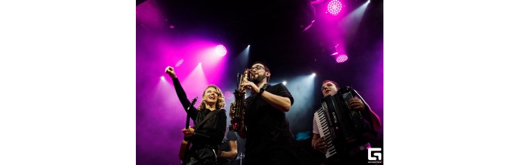 МИРОВЫЕ КИНОХИТЫ Рождество под звёздами (2026-01-06)