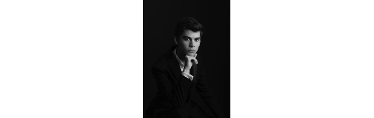 Зимний фестиваль Pianissimo Сольный концерт Эфе Шен в Большом петергофском дворце (2025-12-28)