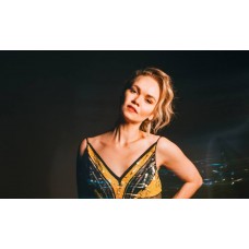 Новый год с Сашей Алмазовой (2025-12-31) Новый год с Сашей Алмазовой (2025-12-31)