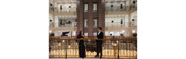 Рождественская классика в ночи (2025-12-13)